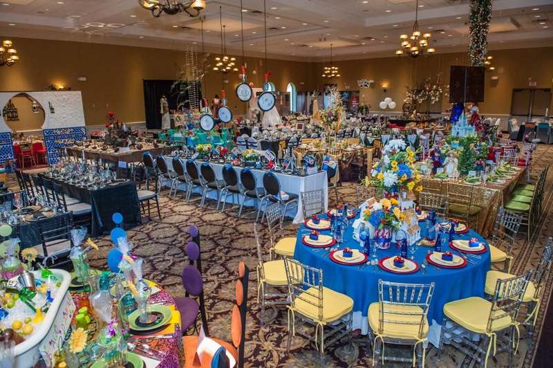 Tables Extraordinaire — imagem 1 do acervo